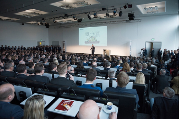 Christoph Hemmerich / FONDS professionell