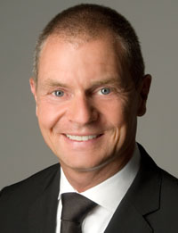 Vertriebsoffensive-Trainer Dirk Kreuter Vertriebsoffensive-Trainer Dirk Kreuter