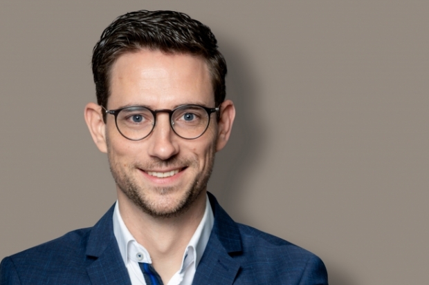 Fabian Schultheis, Dr. Peters Group