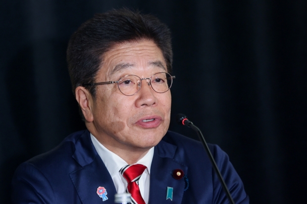 Katsunobu Kato, Finanzminister von Japan