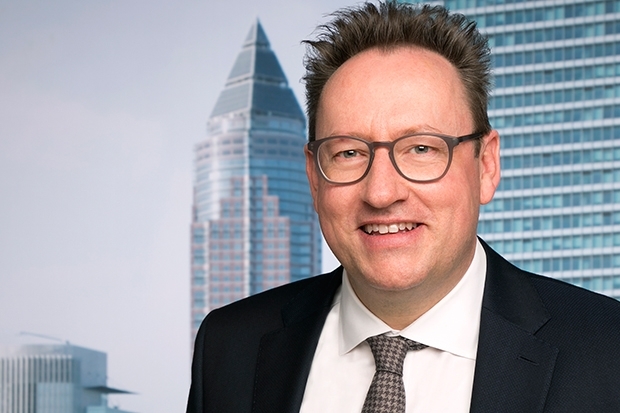 Michael Reinhard, Universal Investment