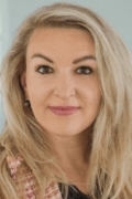 daniela_mehner_niederlassungsleiterin_qpb_frankfurt_quer-p-1080.jpg