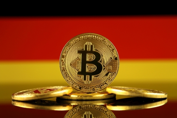 Bitcoin vor deutscher Flagge