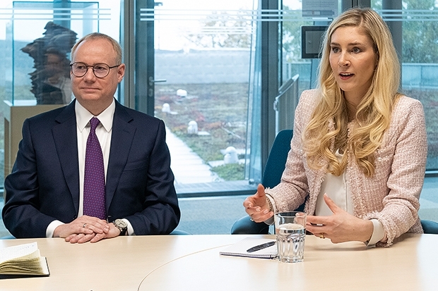 Ulrich Sponer und Bettina Bosch, Fidelity Ulrich Sponer und Bettina Bosch, Fidelity