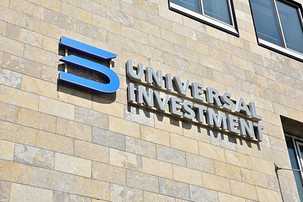 Universal Investment