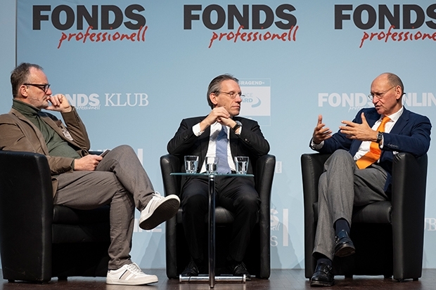 v.l.n.r.: Frank Plasberg, J&ouml;rg Kukies und Daniel Stelter