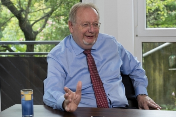 Peter E. Huber, Taunus Trust