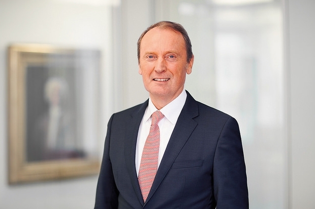Hans-Walter Peters, Noch-Präsident des Bundesverbands deutscher Banken (BdB)