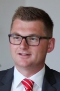 Vr Bank Weimar Mit Neuem Vorstandsmitglied Finanzprofis 01 07 2019 Fonds Professionell