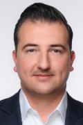 chris_jakobiak-web.jpg