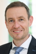© Franziska Kraufmann / LBS Landesbausparkasse Süd hubertusendres.jpg