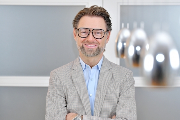 Thomas Hora, Hora Investment