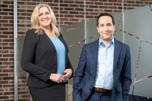 Kerstin Schminke und Hansj&ouml;rg M&uuml;llerleile, Metallrente