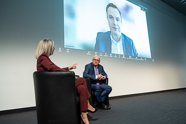 Sissi Hajtmanek, G&ouml;tz Albert und Jens S&uuml;dekum (v.l.n.r.)