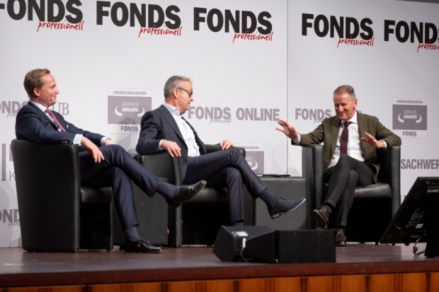 Herbert Diess (rechts), Gabor Steingart (Mitte) und Alexander Prawitz (links)