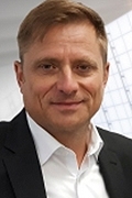 Degussa Bank Gruppe Baut Plattform Geschaft Aus Finanzprofis 25 03 Fonds Professionell