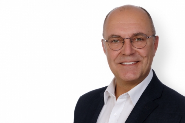 Achim Eigenschenk, Finaco