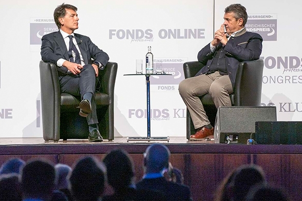 Sigmar Gabriel (r.) und Davide Serra (l.)