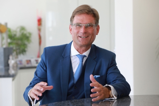 Holger Schmitz, Schmitz & Cie.