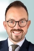 knappmeyer_patrick_web.jpg