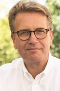 diebayerische_martin-graefer_hr1.jpg