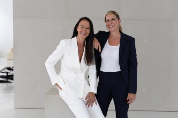 Petra Ahrens (l.) und Nele Enters (r.)