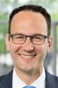 vhv_gruppe_boris_sonntag_vorstand_kapitalanlage.jpg