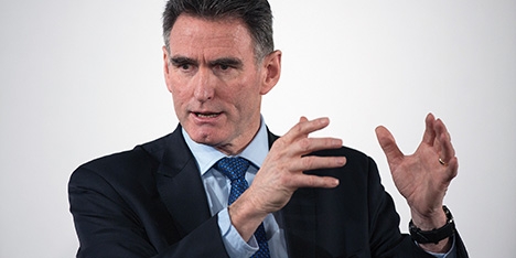Rbs Verzeichnet Grossten Jahresverlust Seit 2008 Produkte 27 02 2014 Fonds Professionell
